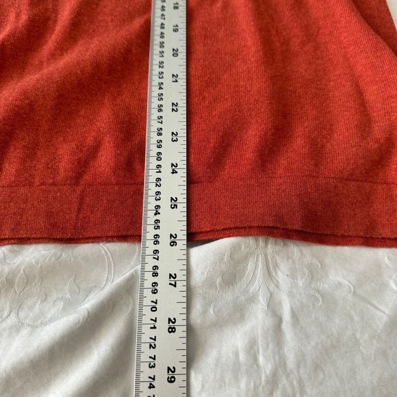 Banana Republic Factory Men's Burnt Orange Long Sleeve Knit V-Neck Sweater Large - Picture 9 of 11